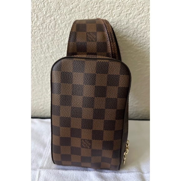 Louis Vuitton Handbags - Louis Vuitton Damier Ebene Geronimos 🔥
